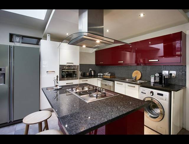 2 BEDROOM PROPERTY TO RENT IN STRATHAVON